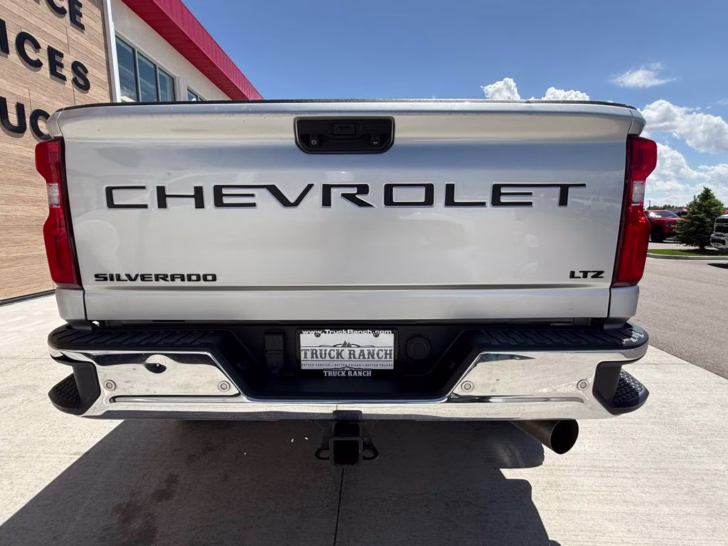 2020 Silver Ice Metallic Chevrolet Silverado 3500HD LTZ 4X4 Truck