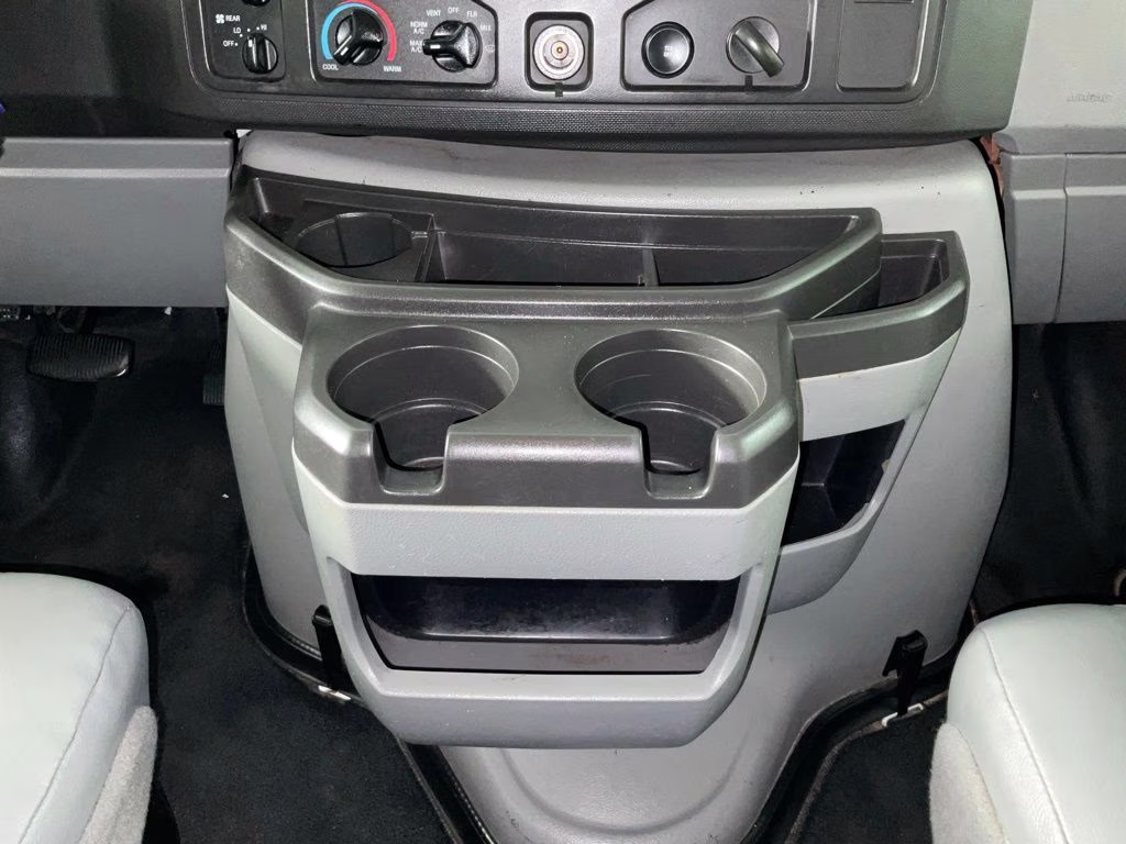 2014 Oxford White Ford E-350SD XL RWD Crossover