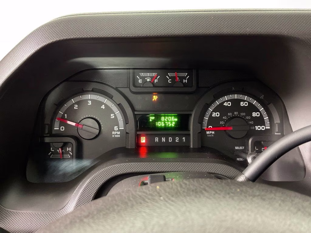 2014 Oxford White Ford E-350SD XL RWD Crossover