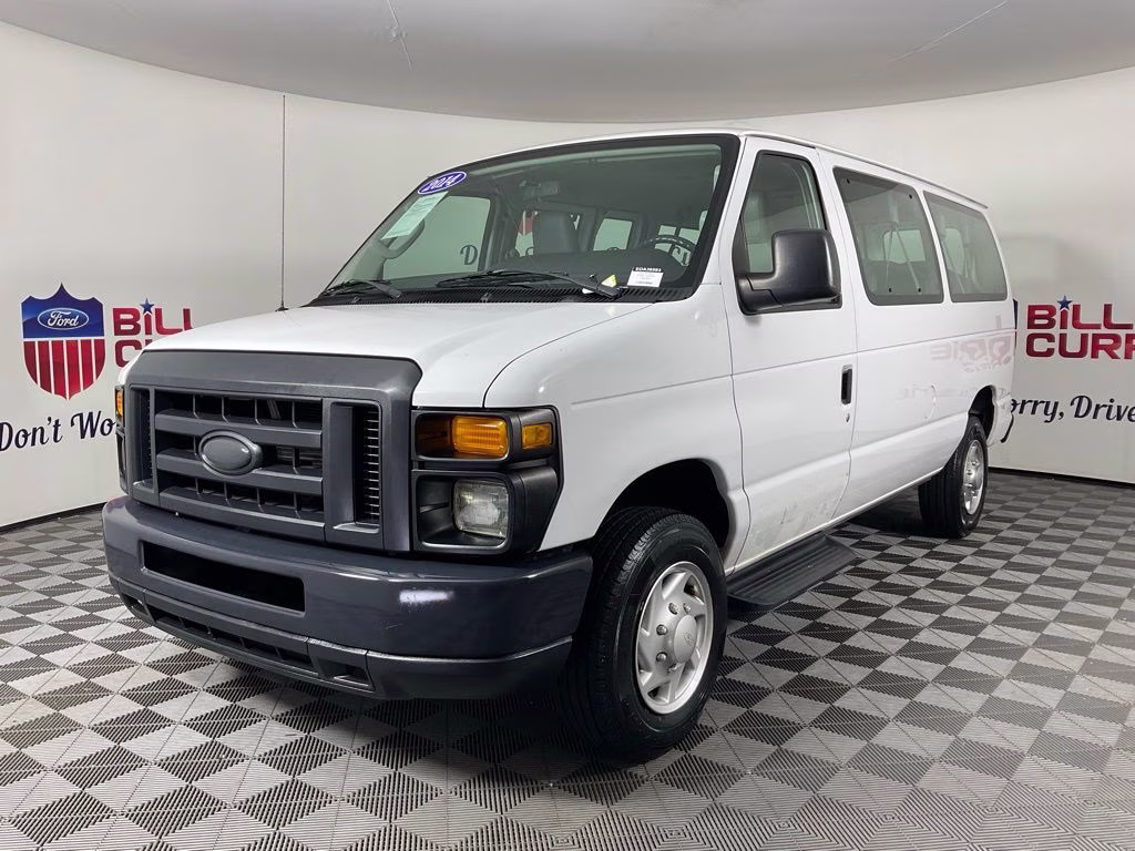 2014 Oxford White Ford E-350SD XL RWD Crossover