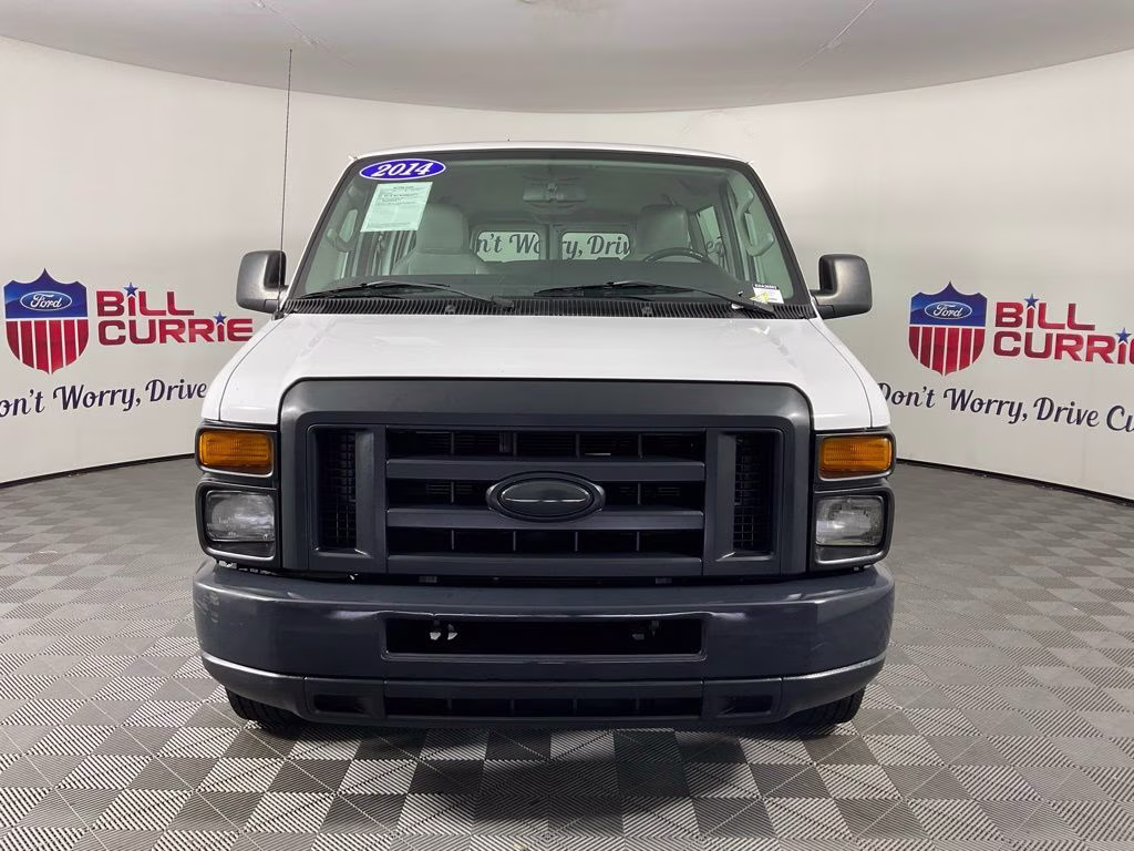 2014 Oxford White Ford E-350SD XL RWD Crossover