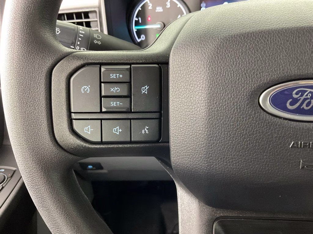 2026 Oxford White Ford Super Duty F-250 SRW XL 4X4 Truck