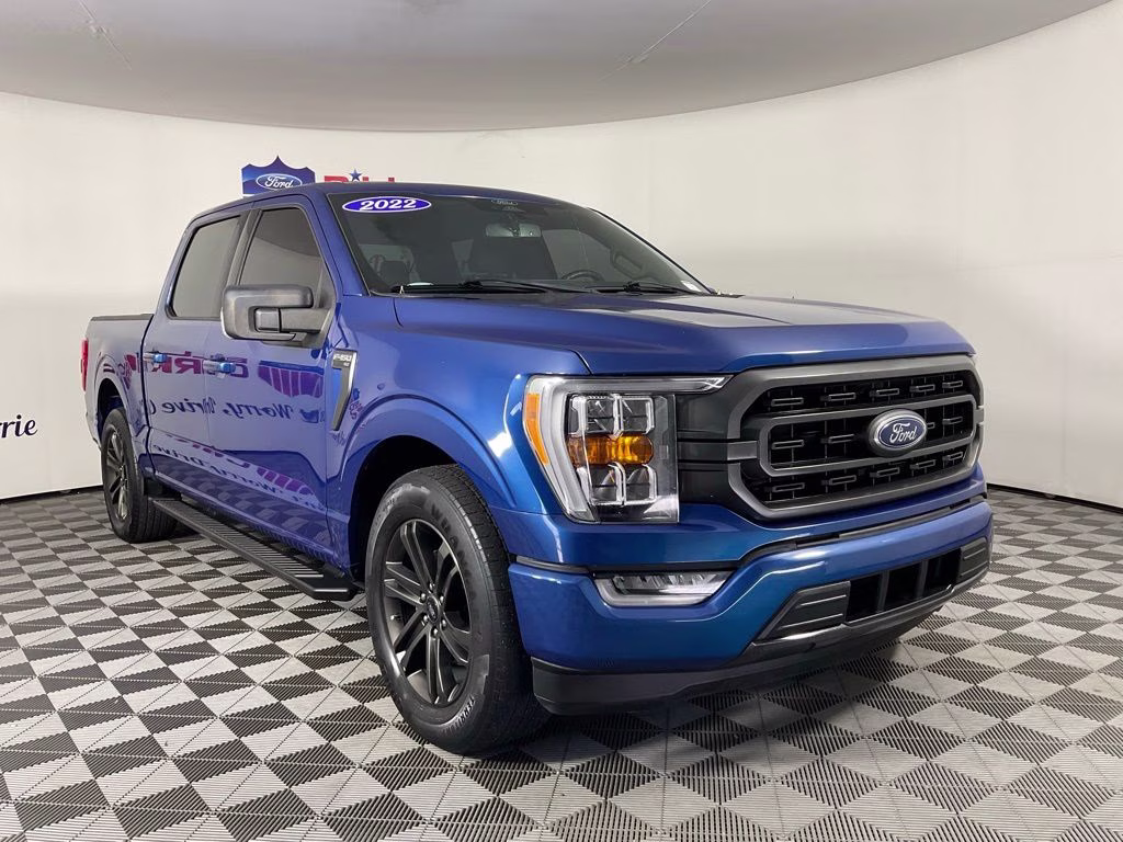 2022 Blue Metallic Ford F-150 XLT RWD Truck