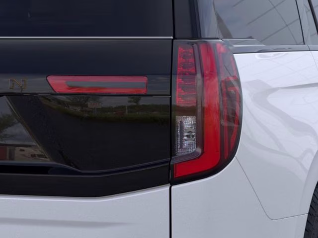 2026 Star White Metallic Tri-Coat Ford Expedition Tremor 4X4 SUV