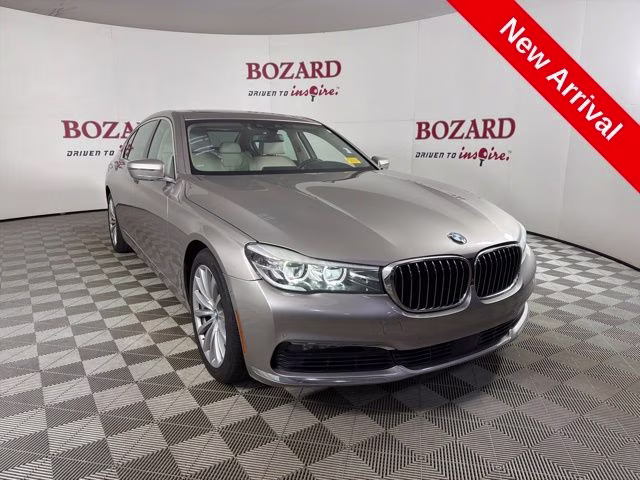 2016 BMW 7 Series 740i's photo