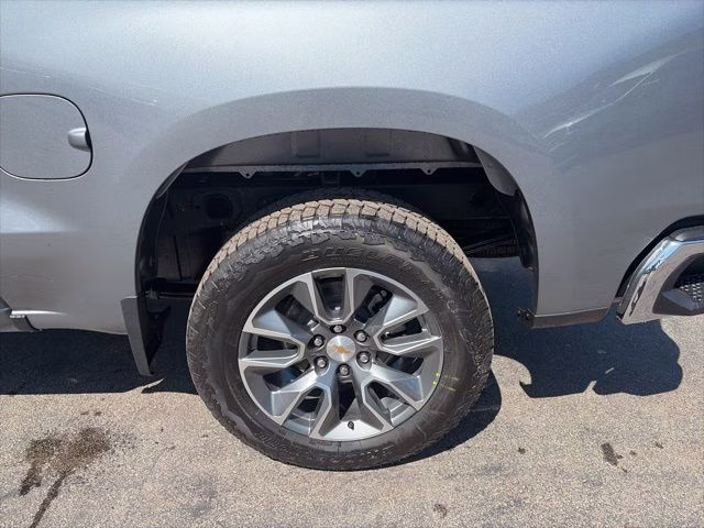 2026 Sterling Gray Metallic Chevrolet Silverado 1500 LT 4X4 Truck