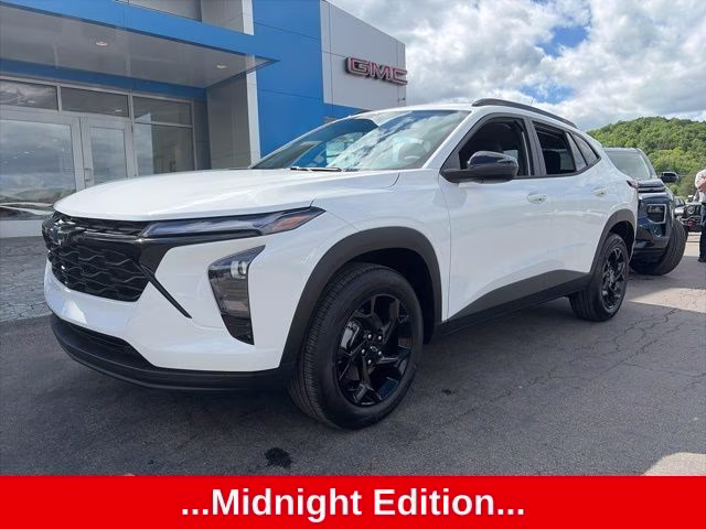 Summit White 2026 Chevrolet Trax LT FWD SUV / Crossover Front-Wheel Drive 6-Speed Automatic