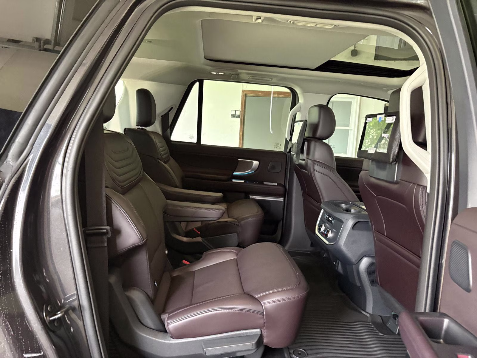 2026 Dark Matter Gray Ford Expedition Max Platinum 4X4 SUV