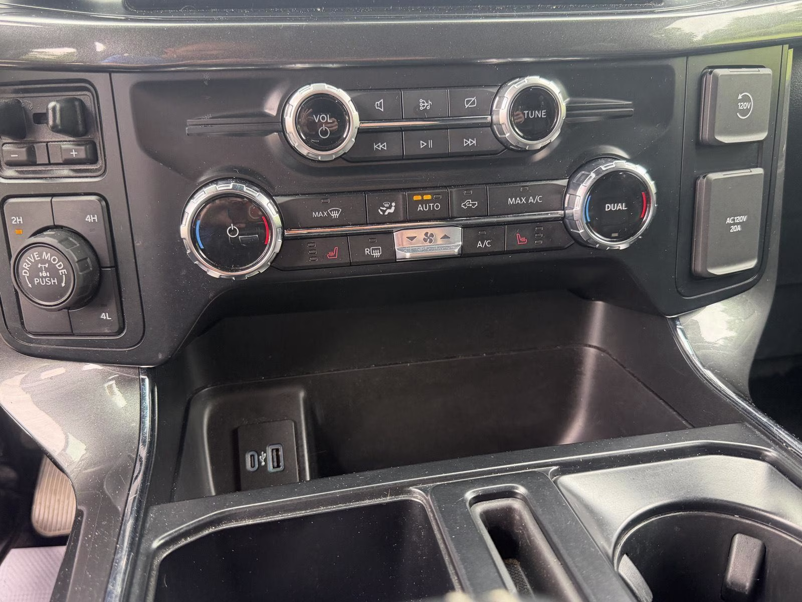 2023 Agate Black Ford F-150 XLT 4X4 Truck