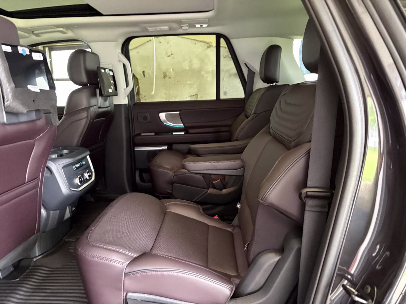 2026 Dark Matter Gray Ford Expedition Max Platinum 4X4 SUV