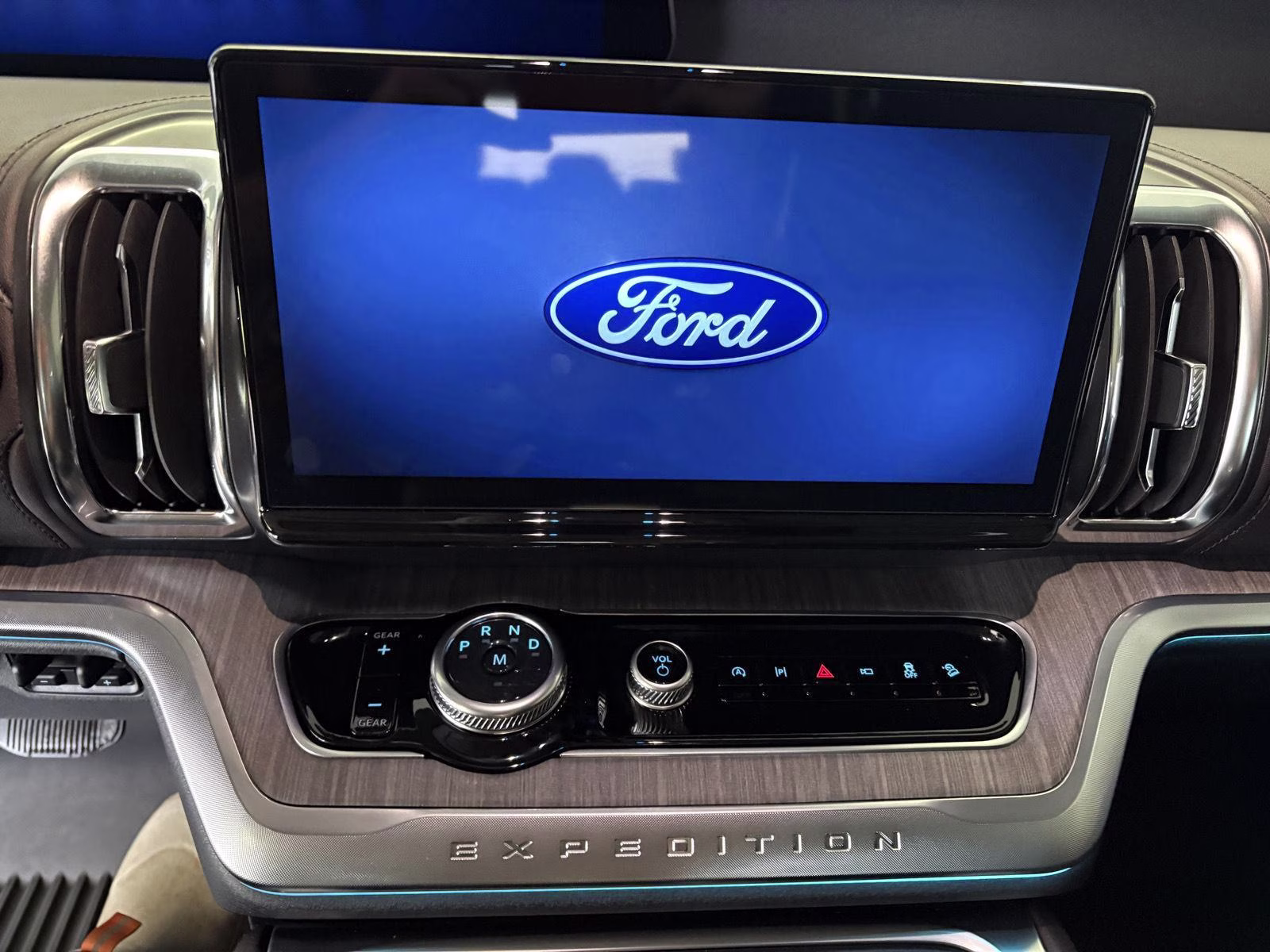 2026 Dark Matter Gray Ford Expedition Max Platinum 4X4 SUV