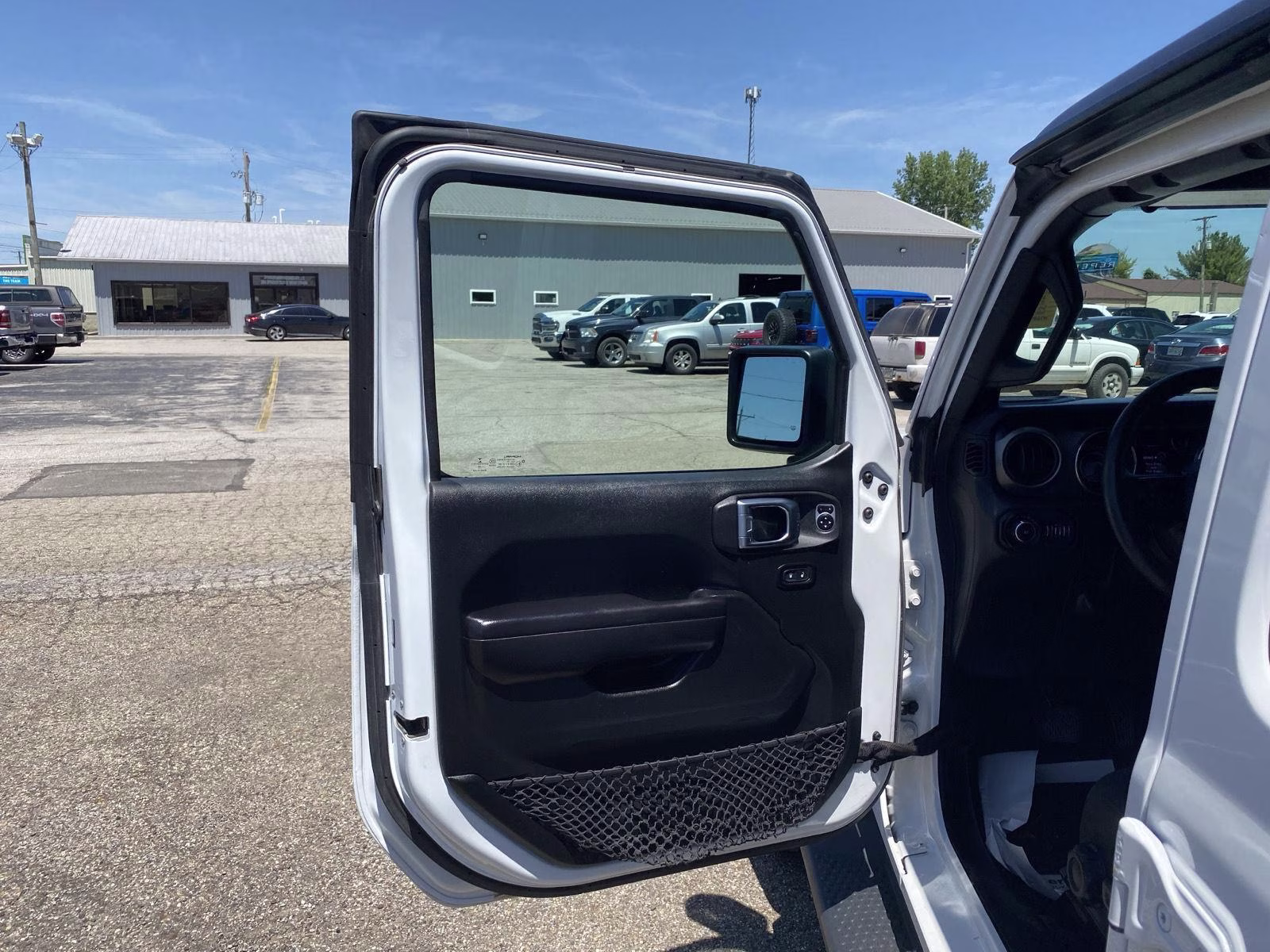 2018 Bright White Clearcoat Jeep Wrangler Sport S 4X4 SUV