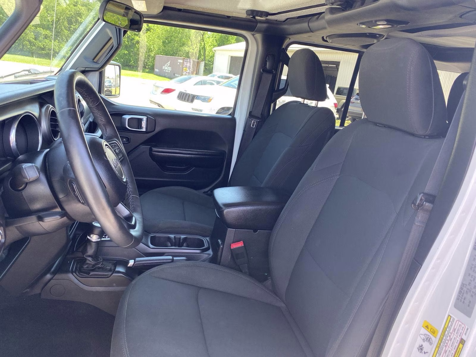 2018 Bright White Clearcoat Jeep Wrangler Sport S 4X4 SUV