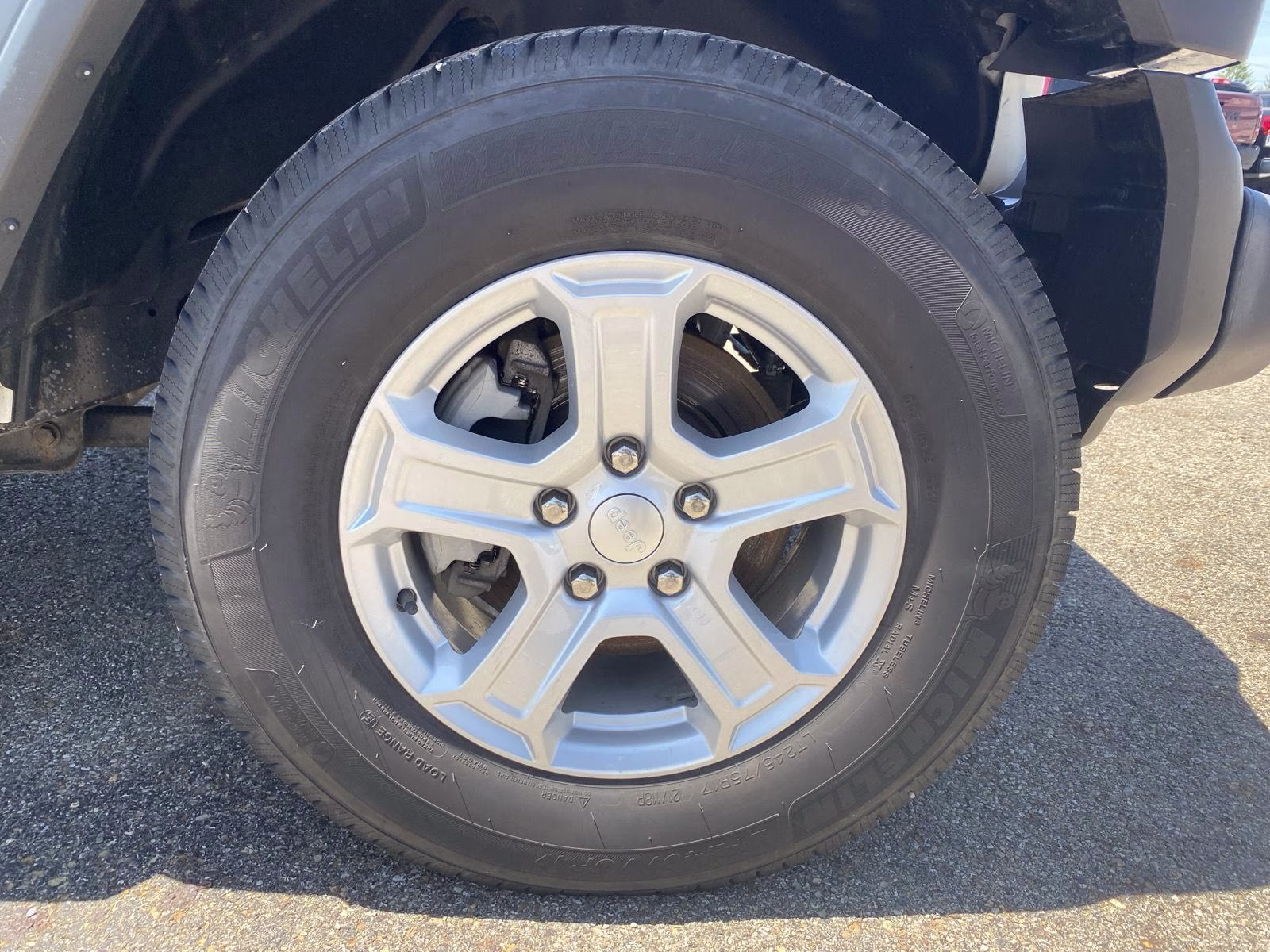 2018 Bright White Clearcoat Jeep Wrangler Sport S 4X4 SUV