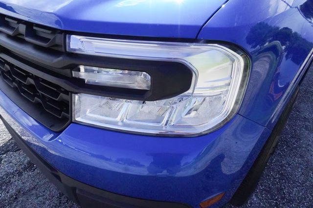 2022 Blue Metallic Ford Maverick XL FWD Truck
