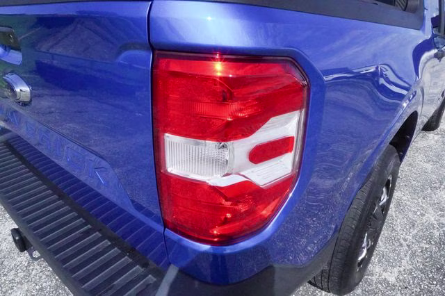 2022 Blue Metallic Ford Maverick XL FWD Truck