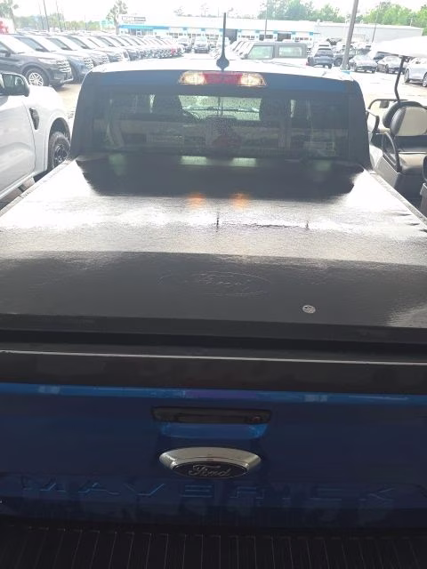 2022 Blue Metallic Ford Maverick XL FWD Truck
