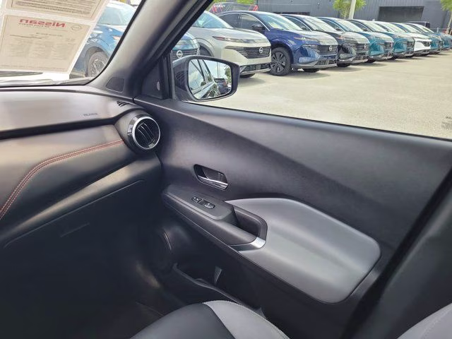 2023 Super Black Nissan Kicks SR FWD SUV