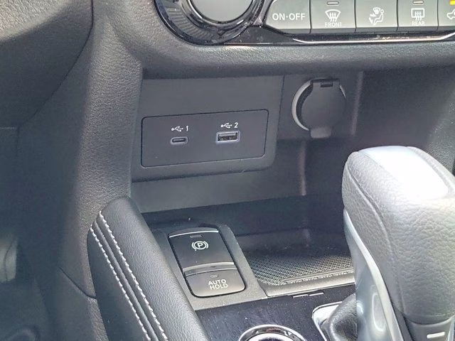 2023 Super Black Nissan Kicks SR FWD SUV