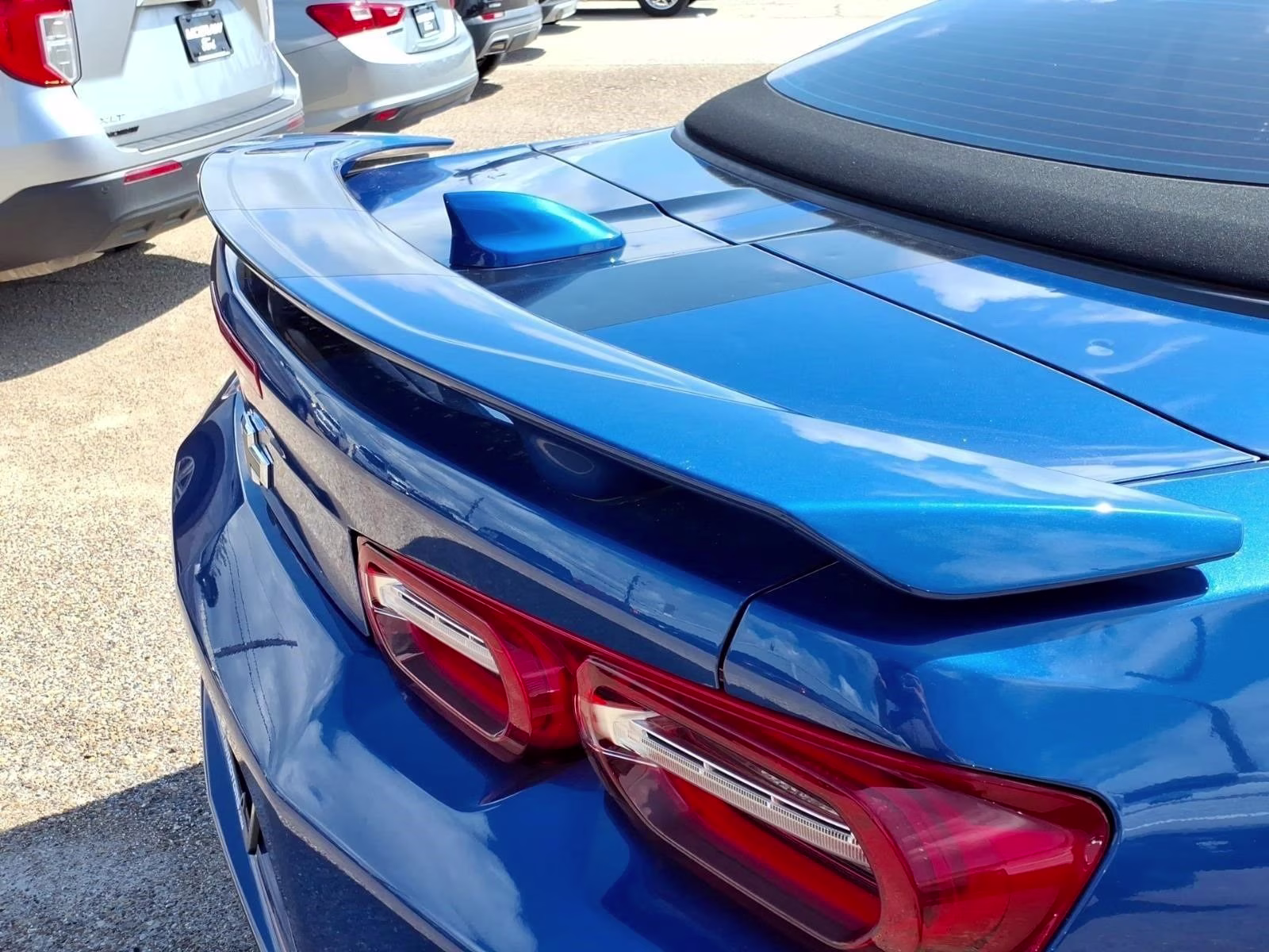 2023 Blue Metallic Chevrolet Camaro LT1 RWD Convertible