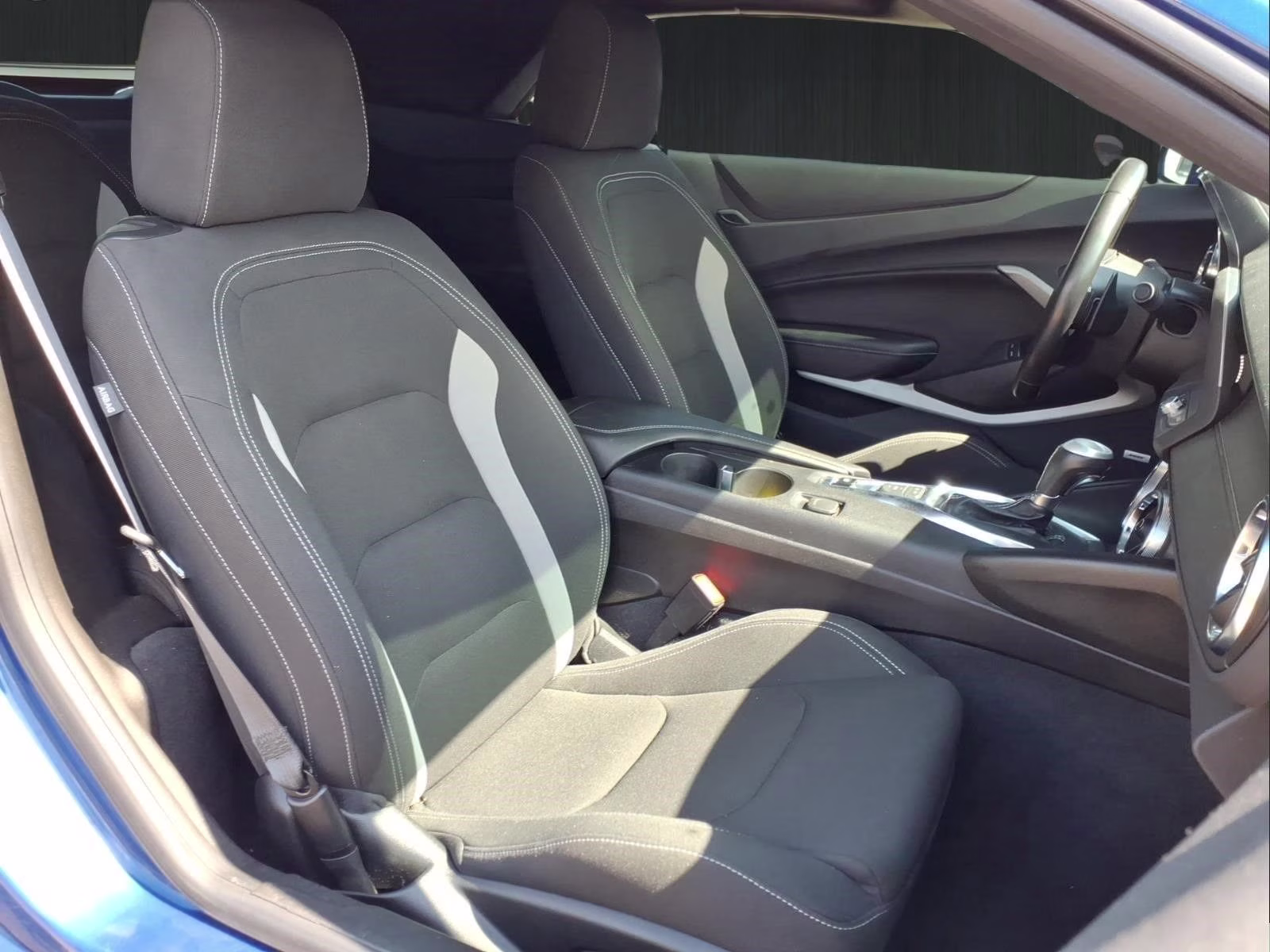 2023 Blue Metallic Chevrolet Camaro LT1 RWD Convertible