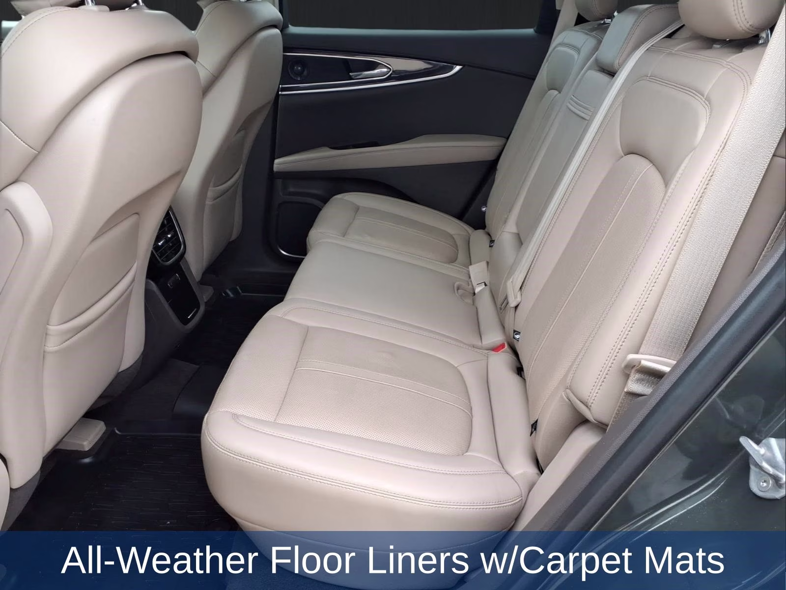 2023 Green Metallic Lincoln Nautilus Reserve AWD SUV