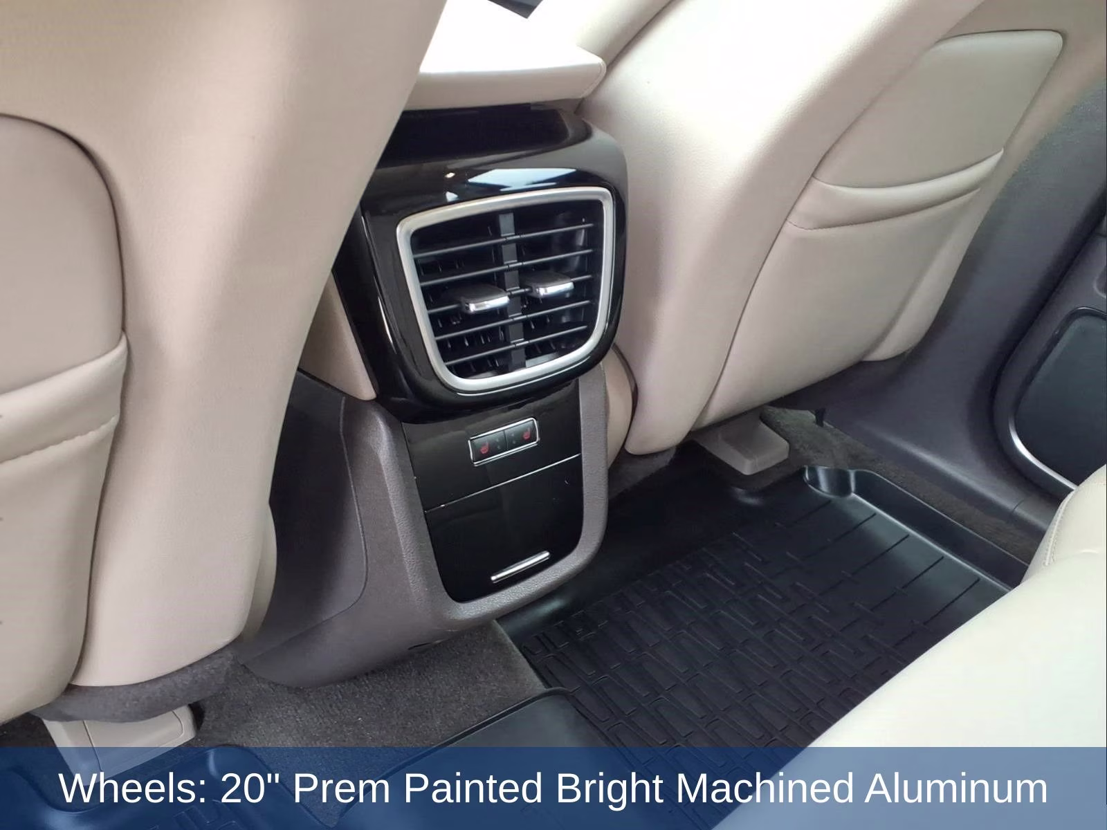 2023 Green Metallic Lincoln Nautilus Reserve AWD SUV