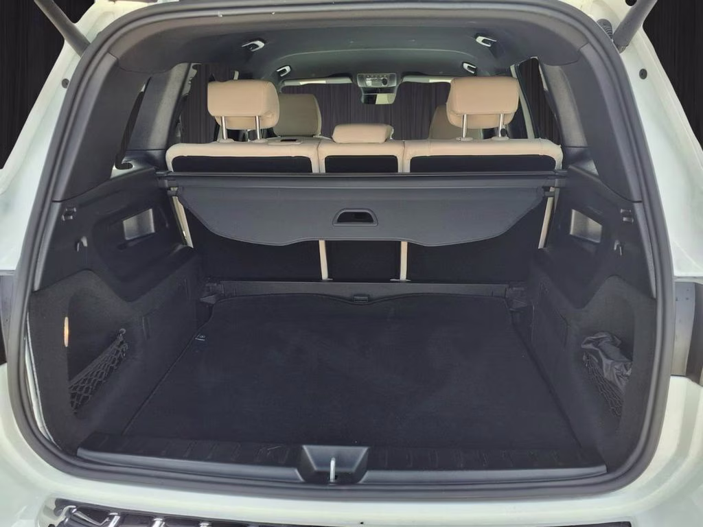 2025 Polar White Mercedes-Benz GLB 250 FWD SUV