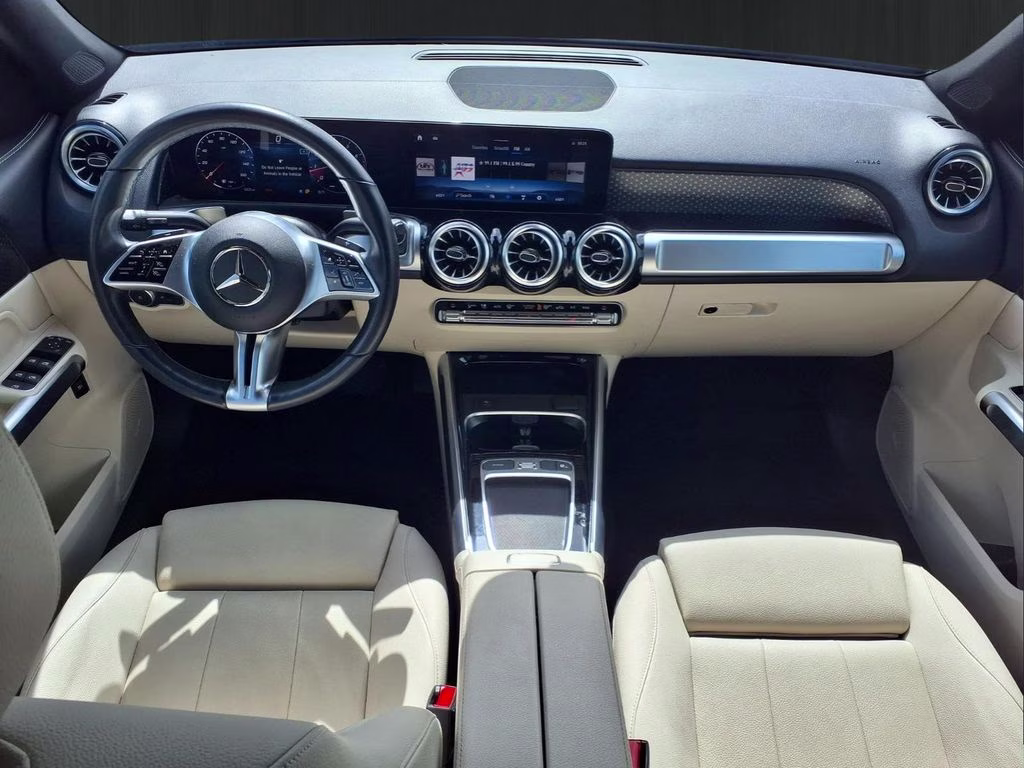 2025 Polar White Mercedes-Benz GLB 250 FWD SUV