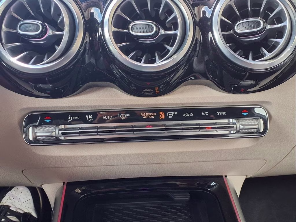 2025 Polar White Mercedes-Benz GLB 250 FWD SUV