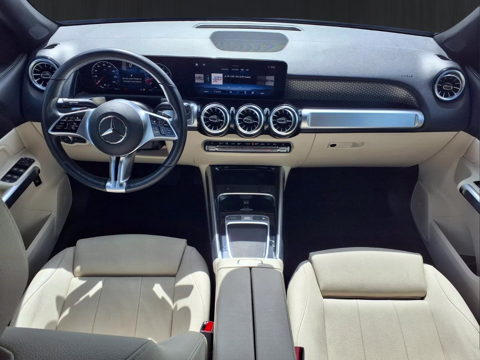 2025 Polar White Mercedes-Benz GLB GLB 250 FWD SUV