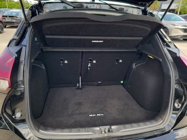 2023 Super Black Nissan Kicks SR FWD SUV