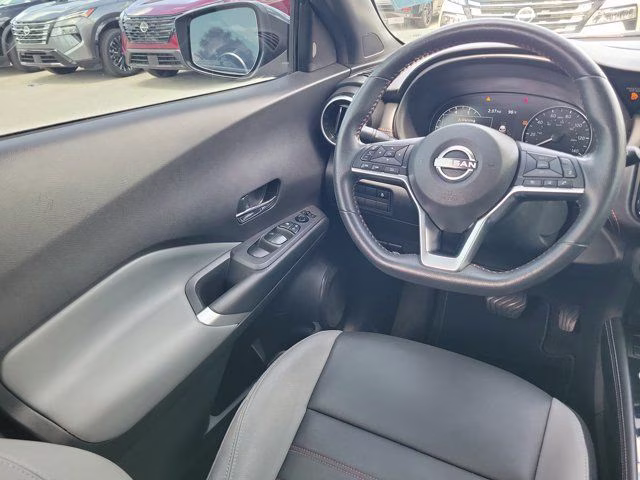 2023 Super Black Nissan Kicks SR FWD SUV