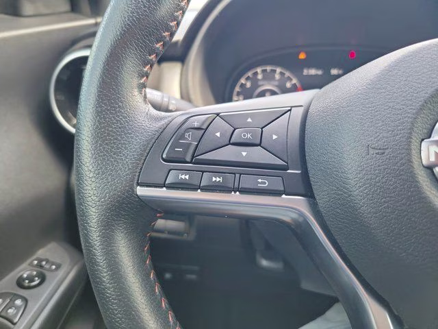 2023 Super Black Nissan Kicks SR FWD SUV