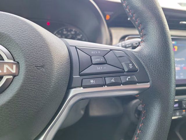 2023 Super Black Nissan Kicks SR FWD SUV