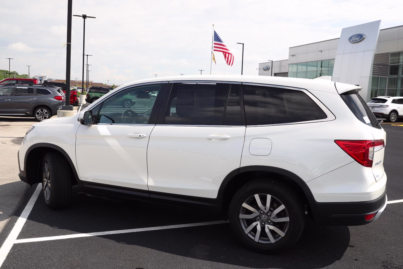 2019 White Diamond Pearl Honda Pilot EX-L w/Navi w/RES AWD SUV