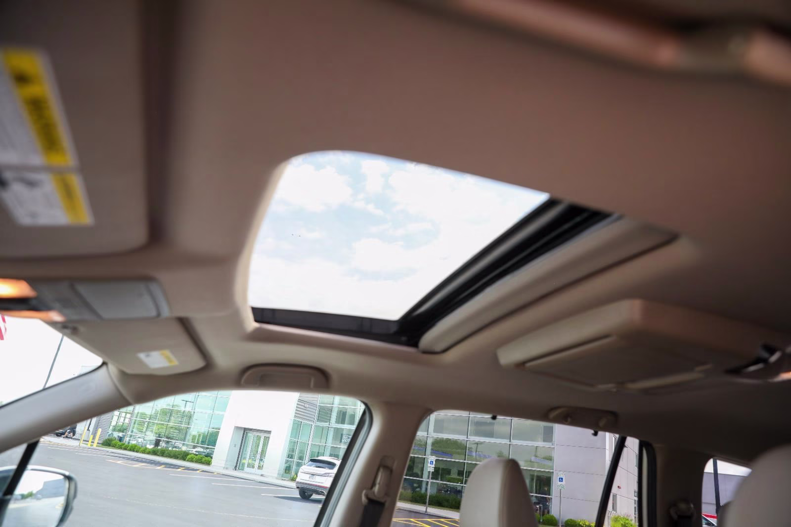 2019 White Diamond Pearl Honda Pilot EX-L w/Navi w/RES AWD SUV