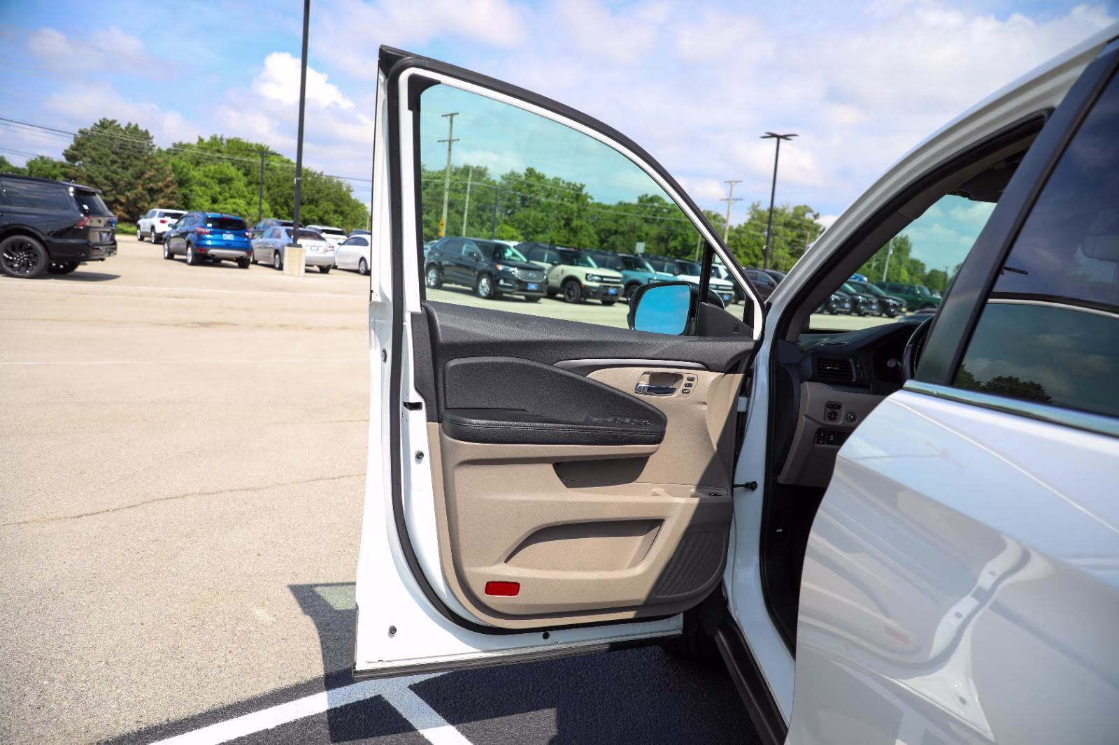 2019 White Diamond Pearl Honda Pilot EX-L w/Navi w/RES AWD SUV