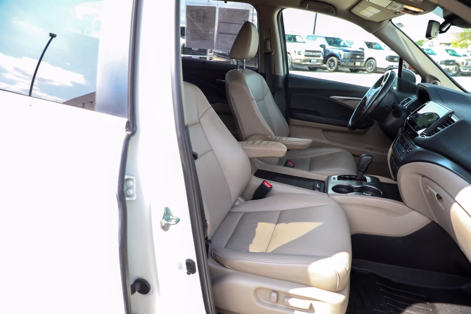 2019 White Diamond Pearl Honda Pilot EX-L w/Navi w/RES AWD SUV