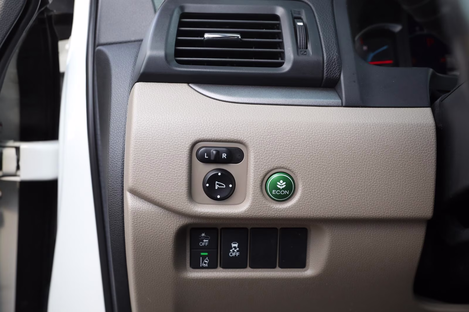 2019 White Diamond Pearl Honda Pilot EX-L w/Navi w/RES AWD SUV
