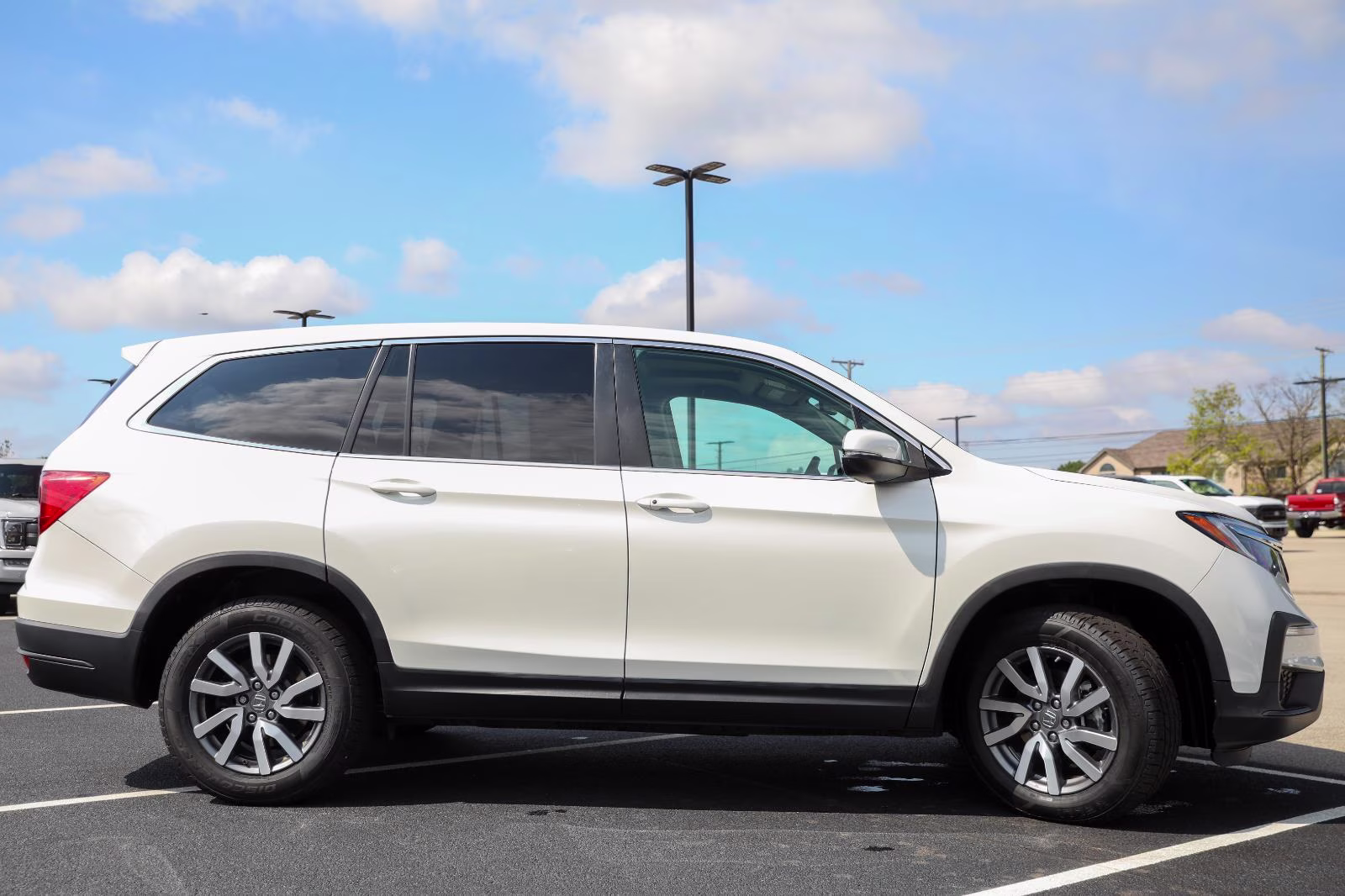 2019 White Diamond Pearl Honda Pilot EX-L w/Navi w/RES AWD SUV