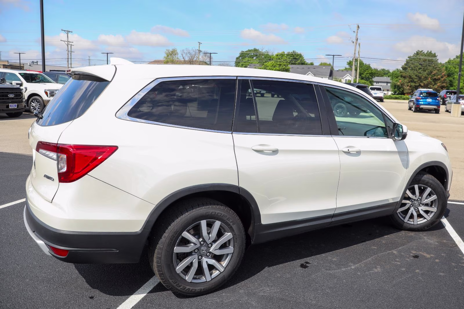 2019 White Diamond Pearl Honda Pilot EX-L w/Navi w/RES AWD SUV