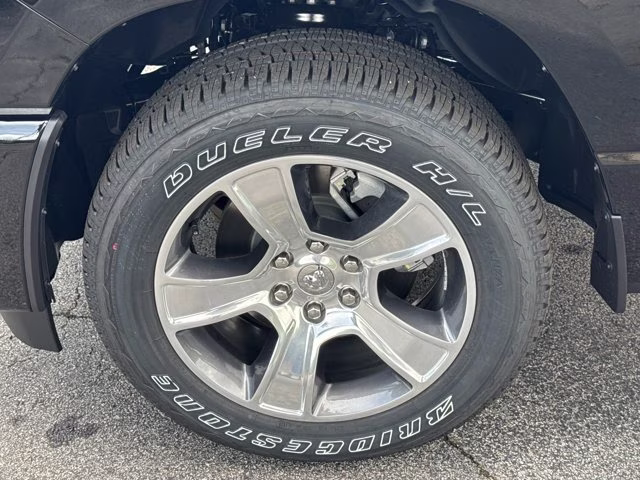2026 Diamond Black Crystal Pearlcoat Ram 1500 Express RWD Truck
