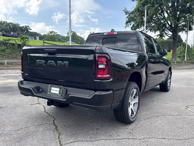 2026 Diamond Black Crystal Pearlcoat Ram 1500 Express RWD Truck