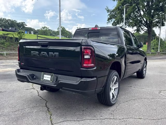 2026 Diamond Black Crystal Pearlcoat Ram 1500 Express RWD Truck