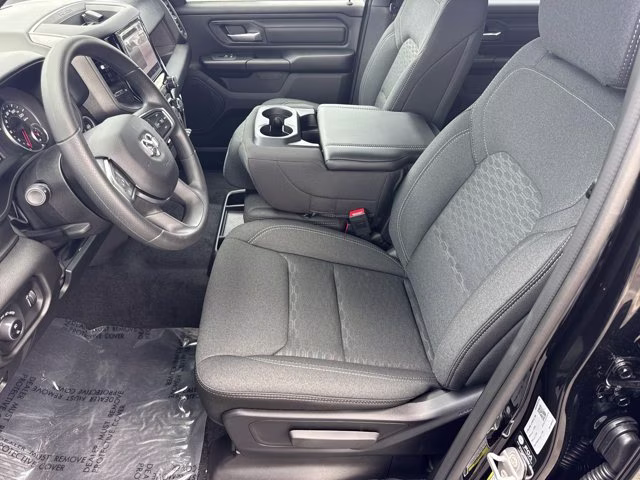 2026 Diamond Black Crystal Pearlcoat Ram 1500 Express RWD Truck