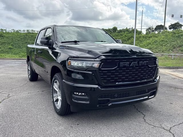 2026 Diamond Black Crystal Pearlcoat Ram 1500 Express RWD Truck