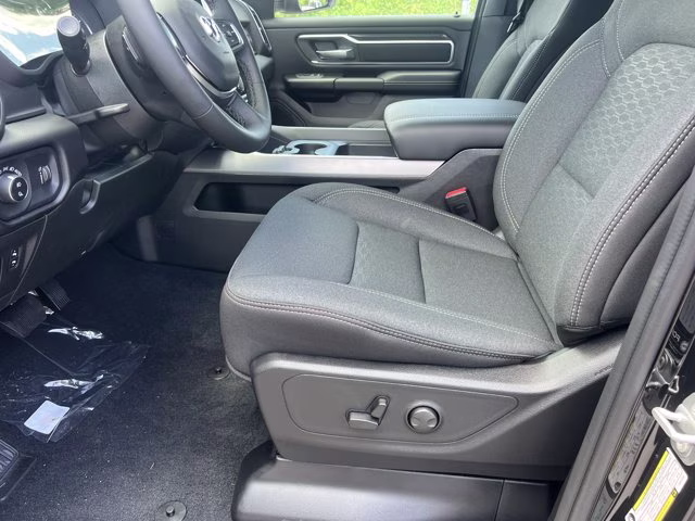2026 Diamond Black Crystal Pearlcoat Ram 1500 Big Horn 4X4 Truck