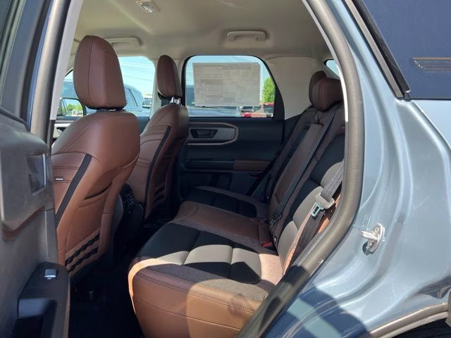 2026 Azure Gray Metallic Tri-Coat Ford Bronco Sport Outer Banks 4X4 SUV