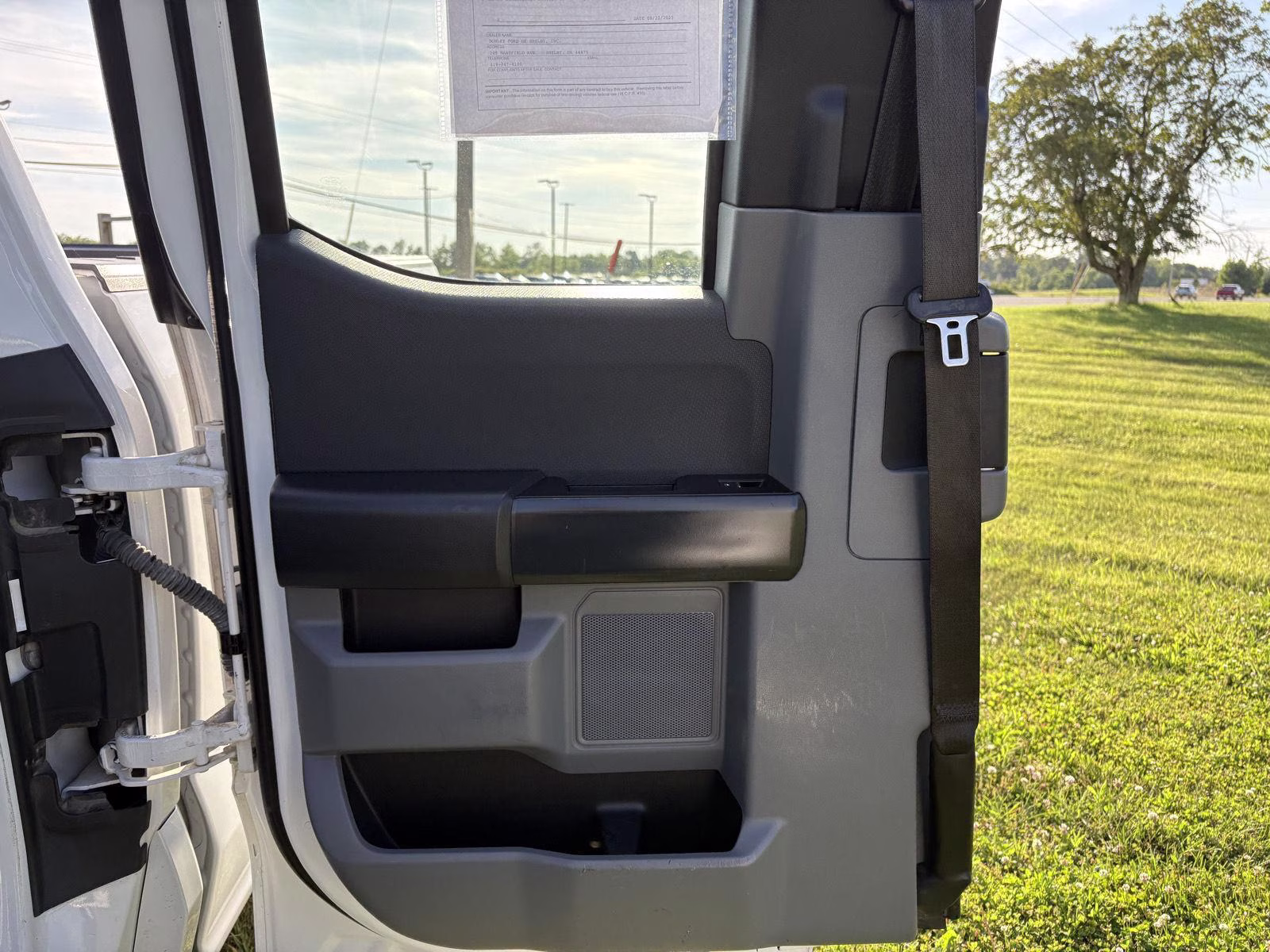 2021 Oxford White Ford F-150 XL RWD Truck